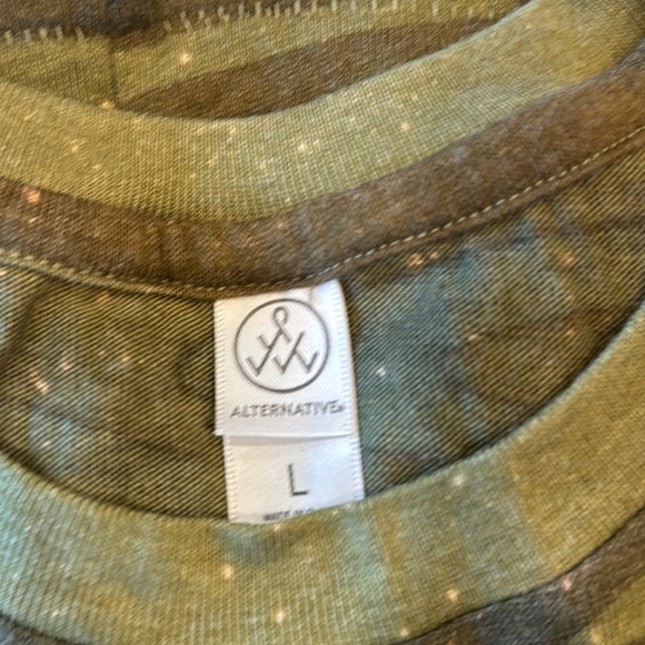 Alternative | camo Babe tee. Super soft - Picture 4 of 6